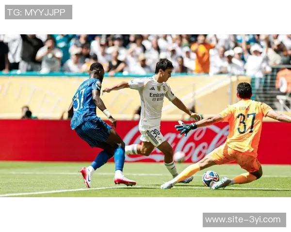 龙塞罗强调阿森西奥与贡萨洛的拼搏精神是皇马真正的精神象征