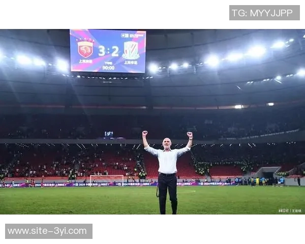 成都蓉城奥地利籍守门员教练汉斯正式加盟北京国安引发球迷热议