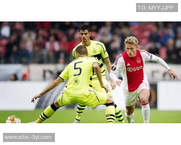 阿贾克斯寻求租借弗雷德与费内巴切展开谈判 阿贾克斯寻求租借弗雷德与费内巴切展开谈判